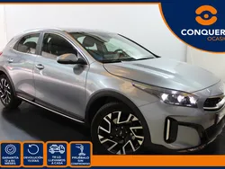 Gris Usado 2023 Kia XCeed SUV | 28.590 € (Caro)