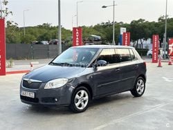 Gris / plata Usado 2008 Skoda Fabia Style Berlina | 1950 € (Buen precio)