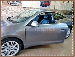 Gris / plata Usado 2008 Renault Laguna Coupé GT Coupe | 11.500 €