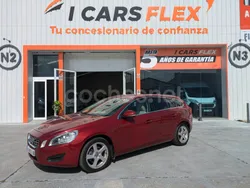 Rojo Usado 2012 Volvo V60 R-Design Familiar | 7490 € (Buen precio)