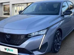 Verde Usado 2022 Peugeot 308 Allure Berlina | 19.700 € (Un poco caro)