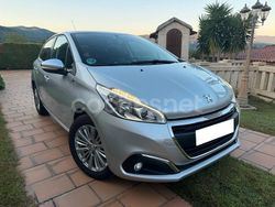Gris / plata Usado 2017 Peugeot 208 Style Utilitario | 6990 € (Precio justo)