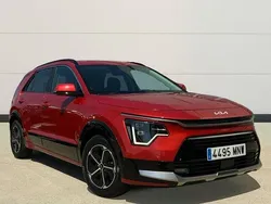 Rojo Usado 2024 Kia Niro SUV | 29.000 € (Caro)