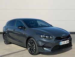 Gris Usado 2025 Kia Ceed Style Berlina | 20.480 € (Super precio)