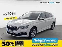 Blanco Usado 2021 Skoda Scala Ambition Utilitario | 17.150 € (Un poco caro)