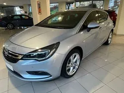 Gris Usado 2018 Opel Astra Dynamic Utilitario | 11.895 € (Un poco caro)