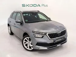 Gris / plateado Usado 2023 Skoda Kamiq Sport SUV | 23.750 € (Precio justo)