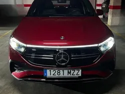 Rojo Usado 2022 Mercedes EQA300 SUV | 48.300 € (Precio justo)