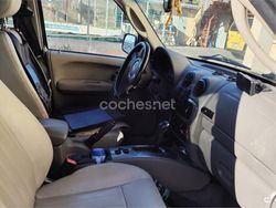 Negro Usado 2005 Jeep Cherokee Limited SUV | 7500 € (Precio justo)