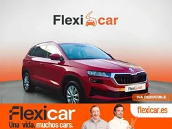 Rojo Usado 2023 Skoda Karoq Ambition SUV | 19.490 € (Super precio)