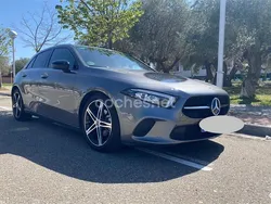 Gris / plata Usado 2019 Mercedes A180 Berlina | 21.900 € (Buen precio)