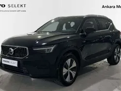Negro Usado 2023 Volvo XC40 Core SUV | 36.900 € (Precio justo)