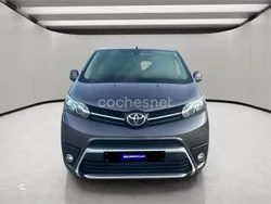 Gris / plata Usado 2024 Toyota Proace Verso Familiar | 33.850 € (Precio justo)