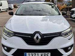 Blanco Usado 2018 Renault Mégane IV LIMITED Berlina | 13.900 € (Caro)