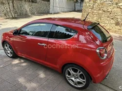 Rojo Usado 2008 Alfa Romeo MiTo Distinctive Utilitario | 4900 € (Precio justo)