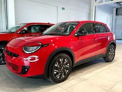 Rojo Nuevo 2025 Fiat 600E Red SUV | 26.375 € (Buen precio)