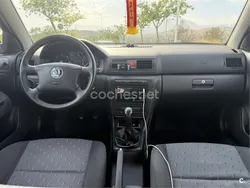Azul Usado 2005 Skoda Octavia Berlina | 3400 € (Precio justo)