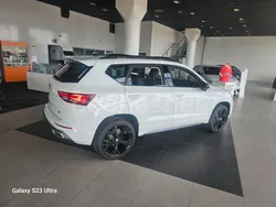 Blanco Nuevo 2025 Seat Ateca FR SUV | 31.400 € (Un poco caro)