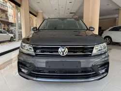 Gris Usado 2019 VW Tiguan Sport SUV | 29.900 € (Precio justo)