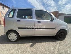 Gris / plata Usado 2000 Opel Agila Berlina | 2500 €