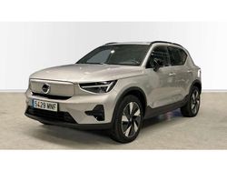 Plateado Usado 2024 Volvo XC40 Core SUV | 36.900 € (Precio justo)