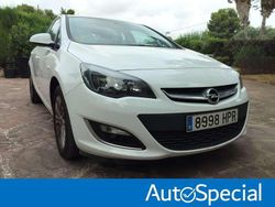 Blanco Usado 2013 Opel Astra Business Berlina | 8290 € (Precio justo)