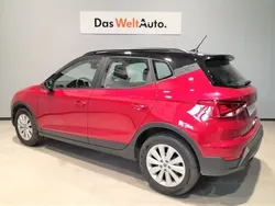 Rojo Usado 2024 Seat Arona Style SUV | 20.500 € (Un poco caro)