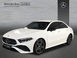 Blanco polar Usado 2024 Mercedes A200 AMG line Berlina | 34.995 € (Precio justo)