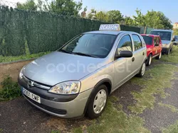 Gris / plata Usado 2004 Opel Corsa Berlina | 2500 € (Precio justo)
