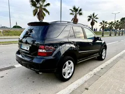 Negro Usado 2007 Mercedes ML320 SUV | 11.900 € (Precio justo)