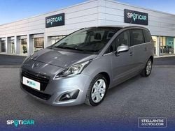 Gris Usado 2016 Peugeot 5008 Allure Monovolumen | 9950 € (Precio justo)