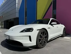 Eléctrico Usado 2024 Porsche Taycan Berlina | 119.900 €