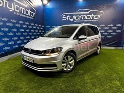 Gris Usado 2017 VW Touran Business Monovolumen | 17.990 € (Buen precio)
