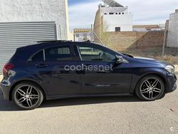 Azul Usado 2017 Mercedes A200 AMG line Berlina | 20.500 € (Precio justo)