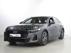 Gris / plata Usado 2024 Audi A5 Ambiente Coupe | 59.500 €