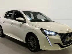 Blanco Usado 2021 Peugeot 208 Active Utilitario | 14.990 € (Precio justo)