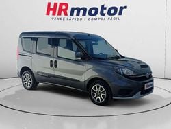 Gris Usado 2022 Fiat Doblò Trekking Monovolumen | 17.950 € (Precio justo)