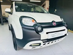Blanco Usado 2023 Fiat Panda Cross Cross Utilitario | 12.990 € (Precio justo)