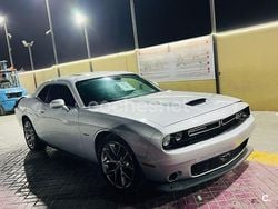 Gris / plata Usado 2023 Dodge Challenger Coupe | 43.000 € (Precio justo)