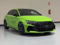 Verde Nuevo 2025 Audi RS3 Sportback Premium Utilitario | 80.900 €