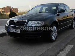 Negro Usado 2007 Skoda Superb Comfort Berlina | 4000 €