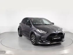 Gris Usado 2021 Toyota Yaris Style Berlina | 20.900 € (Precio justo)