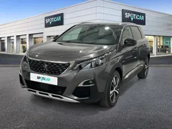 Gris Usado 2019 Peugeot 5008 GT-line Monovolumen | 21.990 € (Precio justo)