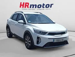 Blanco Usado 2022 Kia Stonic SUV | 13.490 € (Precio justo)