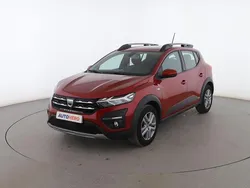 Rojo Usado 2022 Dacia Sandero Comfort Utilitario | 15.699 € (Un poco caro)