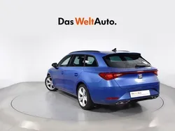 Azul Usado 2024 Seat Leon ST FR Familiar | 25.900 € (Precio justo)