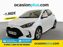 Blanco Usado 2024 Toyota Yaris Hybrid Active Berlina | 20.490 € (Precio justo)