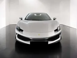 Plateado Usado 2022 Ferrari 296 Coupe | 350.000 € (Caro)
