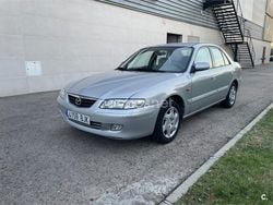 Gris / plata Usado 2001 Mazda 626 Exclusive Berlina | 2800 €