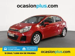 Rojo Usado 2015 Kia Rio Utilitario | 7850 € (Precio justo)
